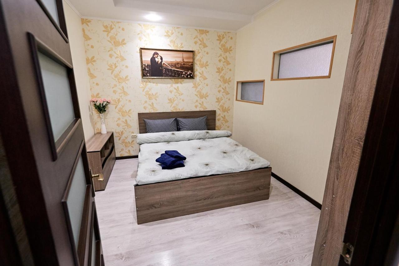Babylon Apartments On Vidinska Rivne Ngoại thất bức ảnh